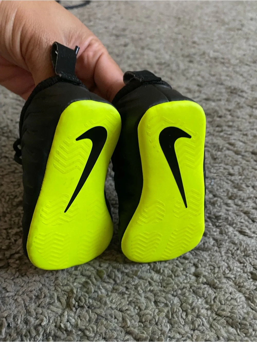 Nike Baby Posite BootiesBlack Sneakers with Neon green Accents 2c